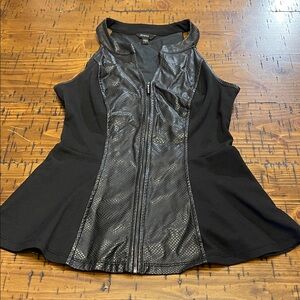 Women’s Guess Black Snake Skin Sleeve-less Top.